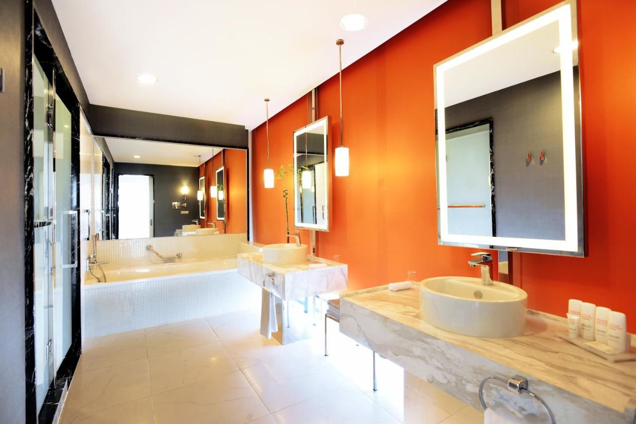 Отель Radisson Blu Hotel Batumi Батуми