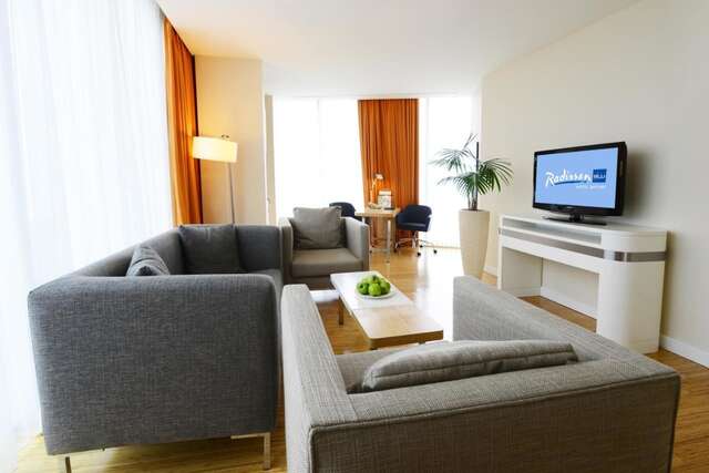Отель Radisson Blu Hotel Batumi Батуми-30